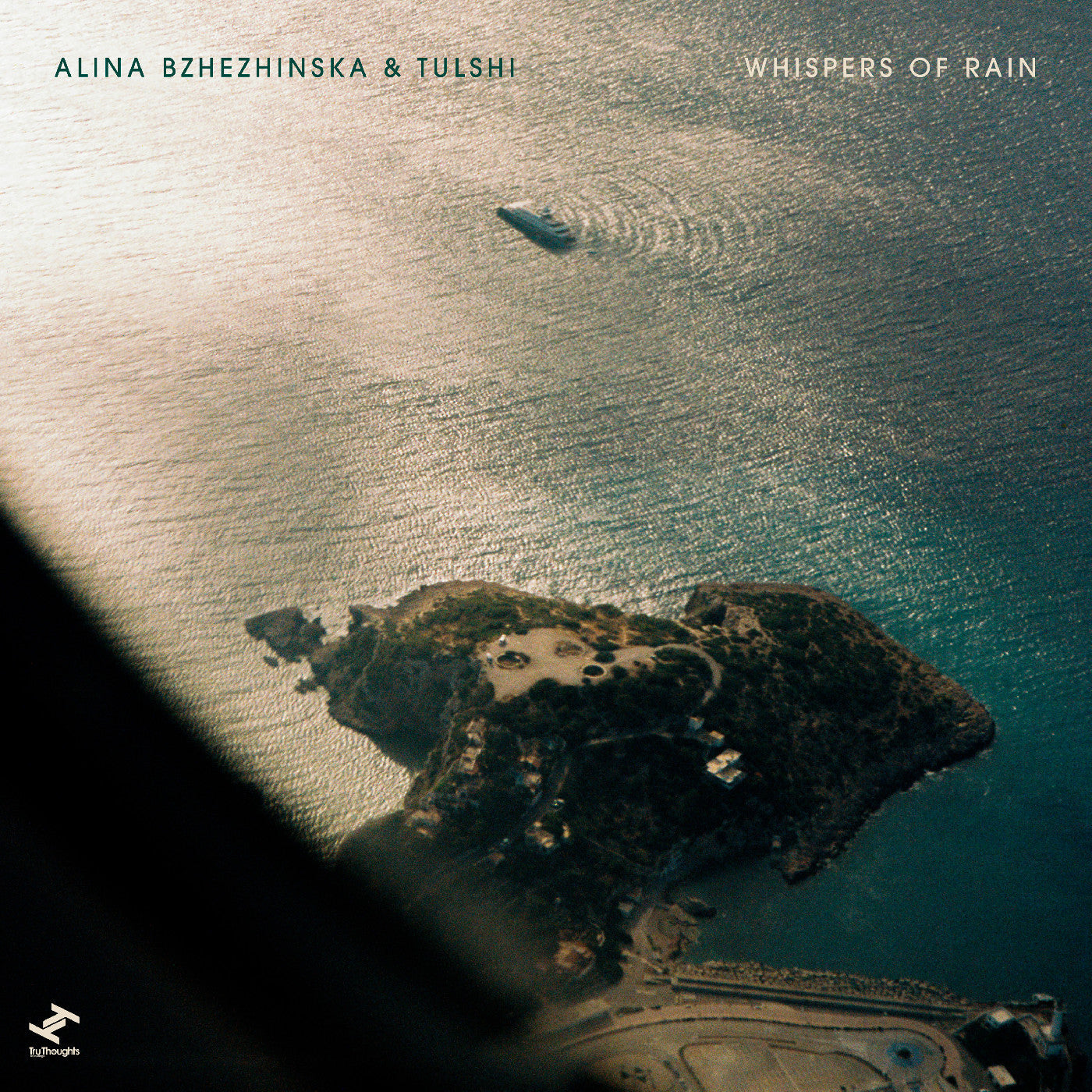 Alina & Tulshi Bzhezhinska | Whispers Of Rain - CD