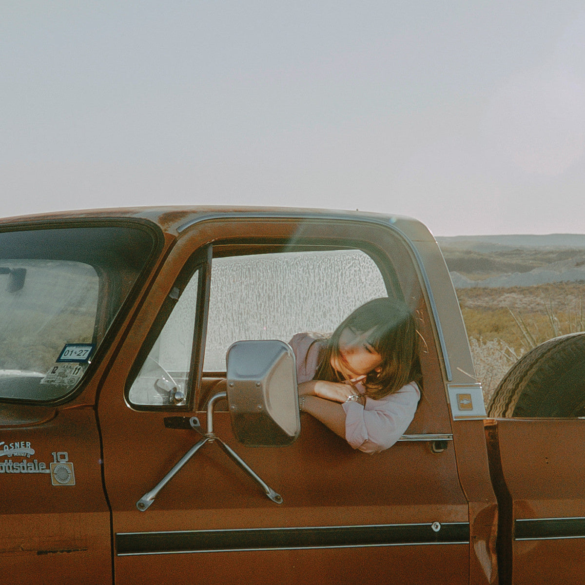 Jess Williamson | A Mile South Of Heaven - Vinyl